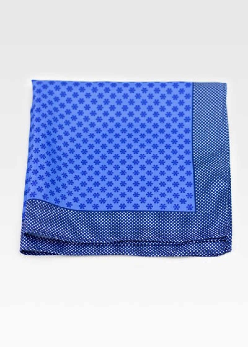 Stijlvolle pochette met bloemmotieven duifblauw