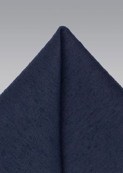 Pochetten aus dem gleichen Stoff und Farbe