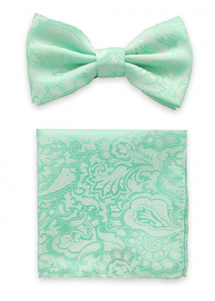 Set vlinderdas aus dem gleichen Stoff und Farbe