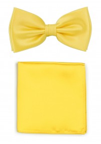 Herenstrik en sjaal in geel