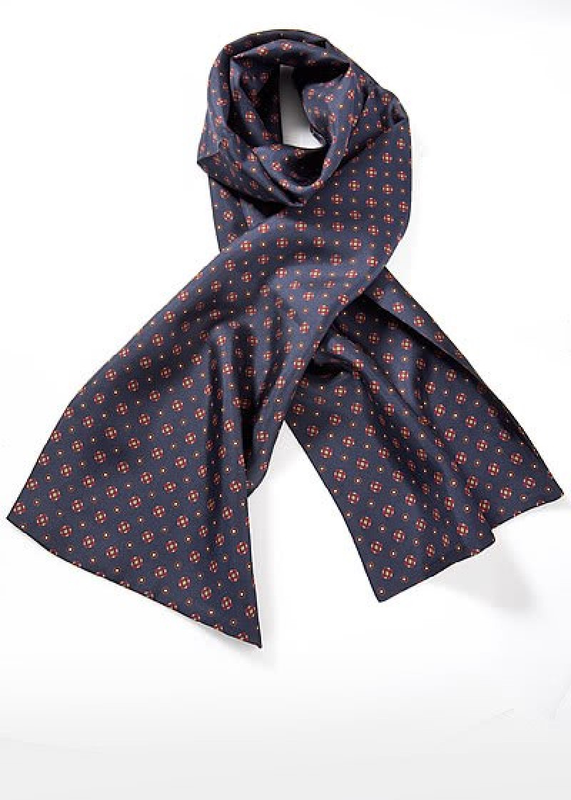 Ascotsjaal met donkerblauw ornament