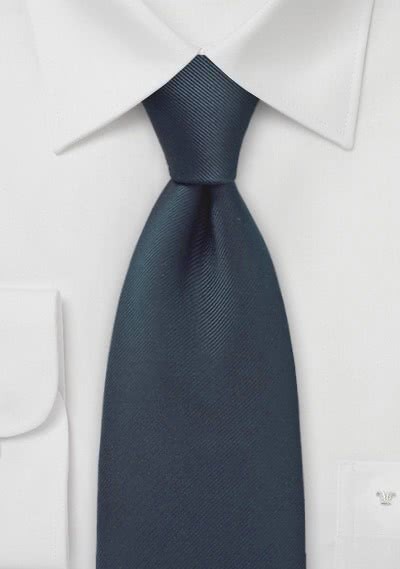 Einfarbige XXL-Seidenkrawatte mit Rippsstruktur in Navyblau Einfarbige XXL-Seidenkrawatte mit Rippsstruktur in Navyblau