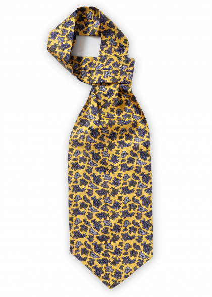 Ascot aus dem gleichen Stoff und Farbe