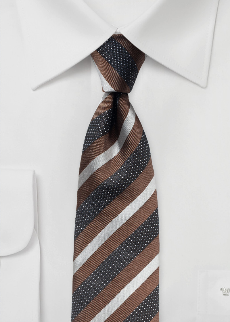 Tie Lines Chocoladebruin Inkt Zwart
