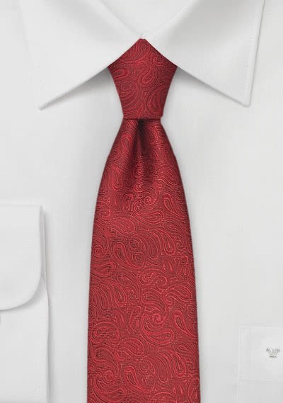 Schmale Krawatte mit rotem Paisleymuster Schmale Krawatte mit rotem Paisleymuster