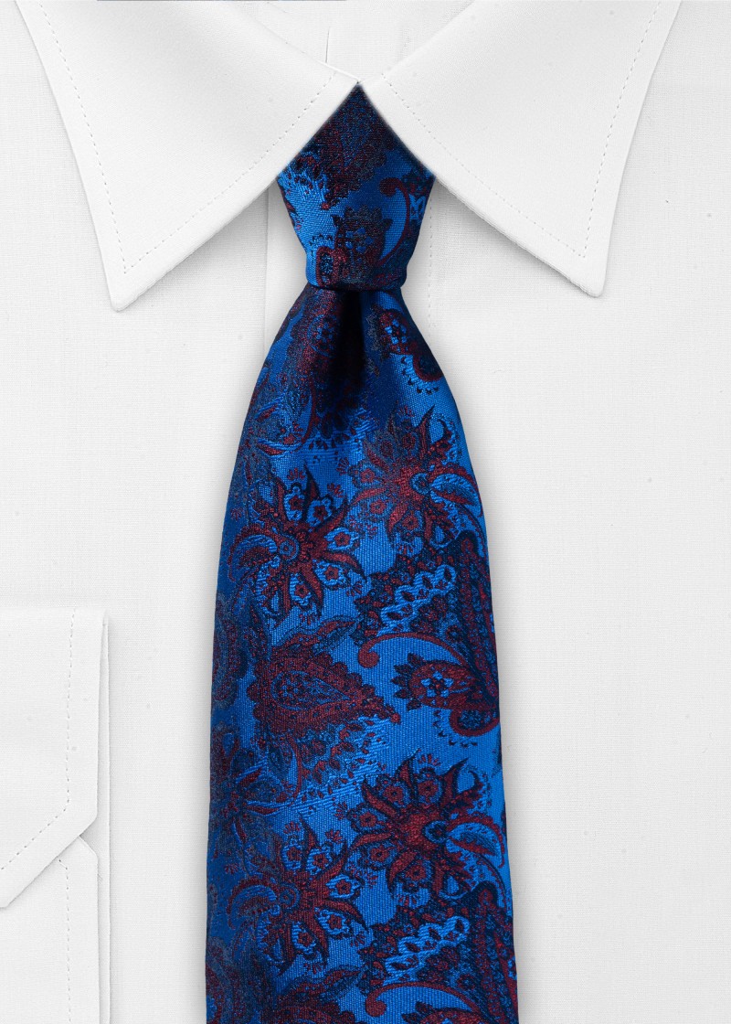 Stropdas in glanzend blauw met een vet rood