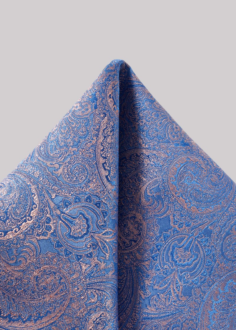 Zakdoek in elegant lichtblauw met koperkleurige
