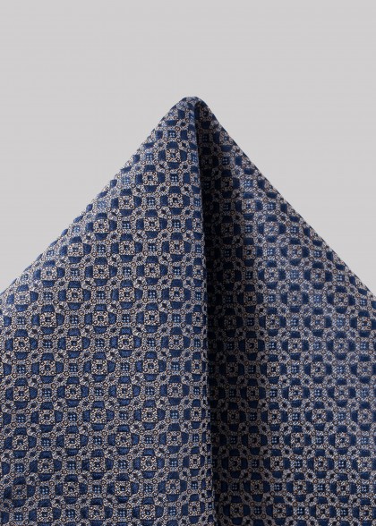 Pochetten aus dem gleichen Stoff und Farbe