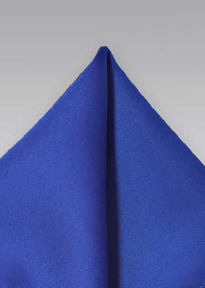 Pochetten aus dem gleichen Stoff und Farbe