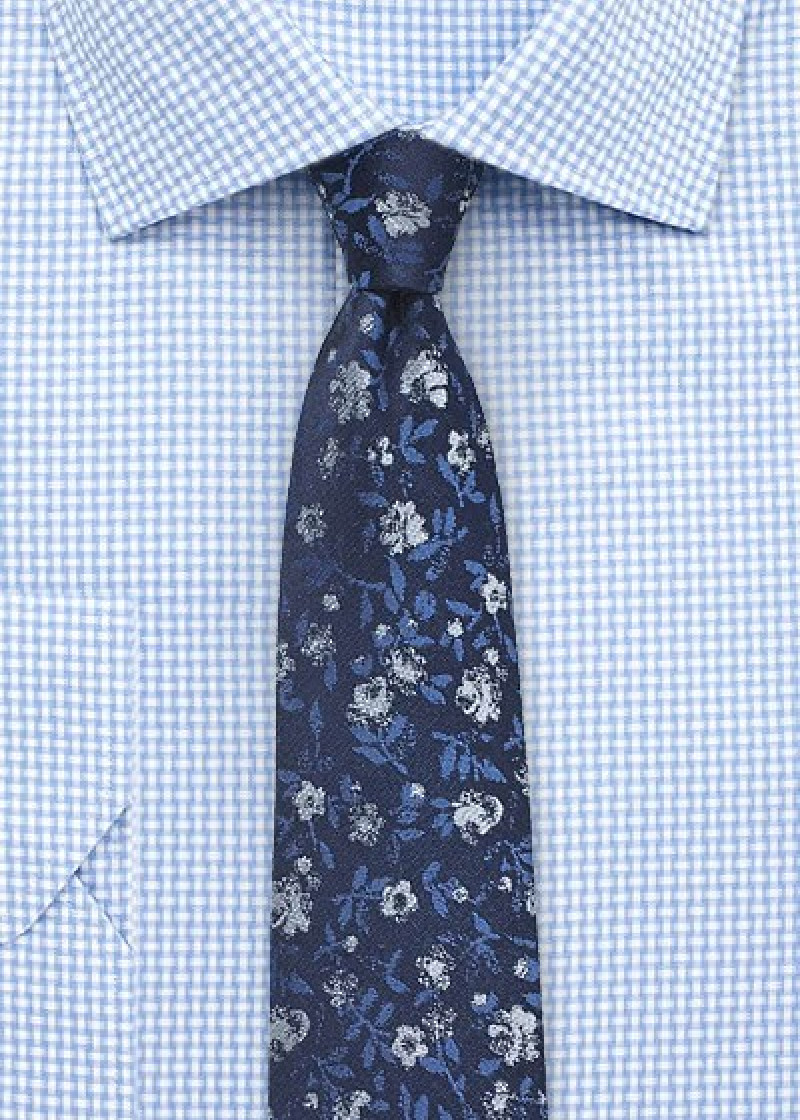 Herenstropdas smal donkerblauw bloemen